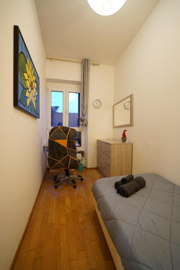 Fast Wifi E Netflix -- Centro Di Rho Vicino Stazione Appartement Buitenkant foto