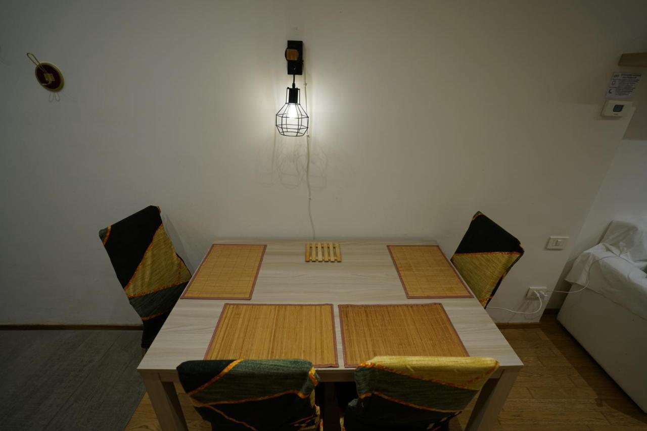 Fast Wifi E Netflix -- Centro Di Rho Vicino Stazione Appartement Buitenkant foto