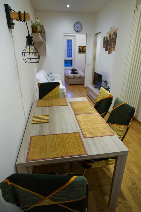 Fast Wifi E Netflix -- Centro Di Rho Vicino Stazione Appartement Buitenkant foto
