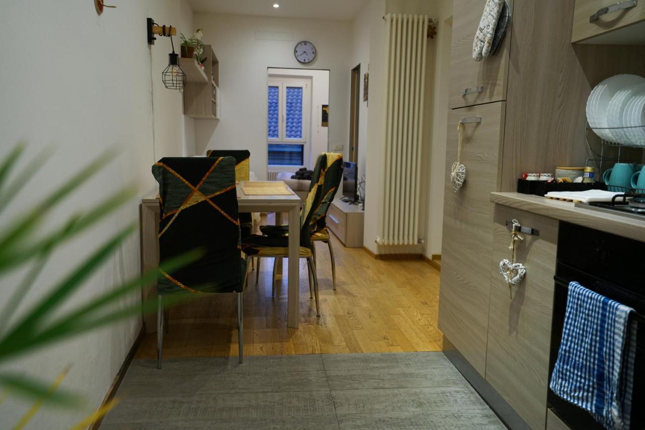 Fast Wifi E Netflix -- Centro Di Rho Vicino Stazione Appartement Buitenkant foto